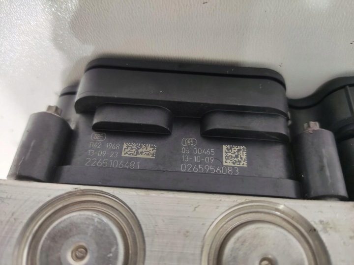 Насос блок управления ABS Citroen C4 Grand Picasso II 9806742980 9807509080, фото 8