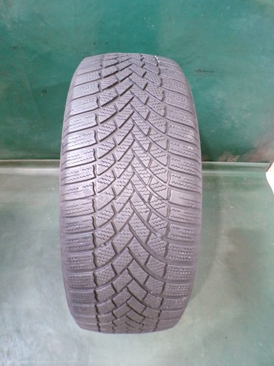 Шина зимняя Bridgestone Blizzak LM005 235/55R19 105 В усилитель (XL), фото 1