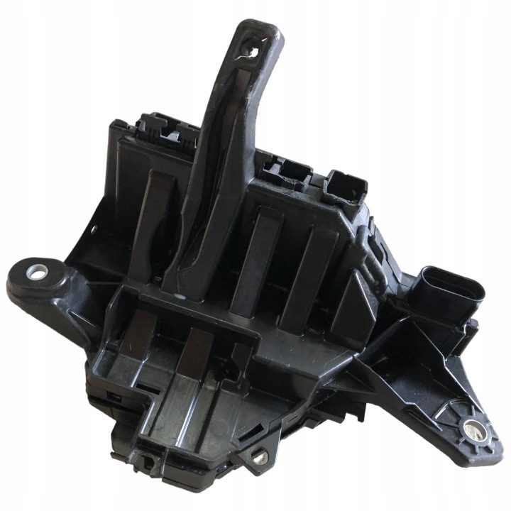 MERCEDES W205 БЛОК ПРЕДОХРАНИТЕЛЕЙ A2055405226, фото 1