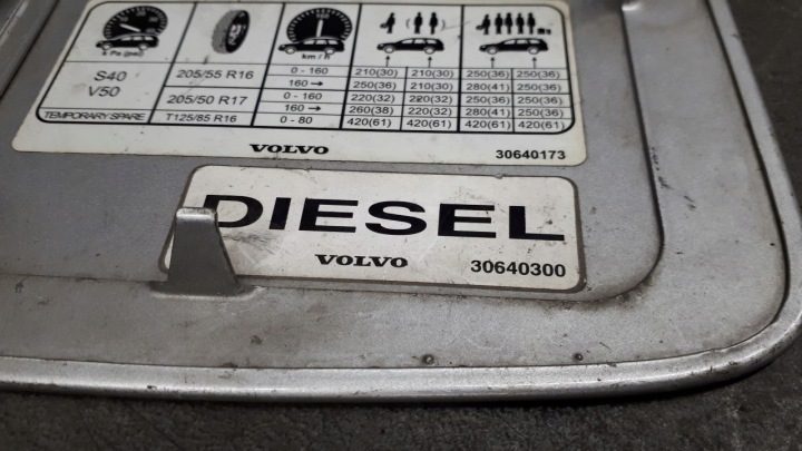 Volvo S60 V70 S80 XC90 Лючок горловины бензобака 455-46, фото 6