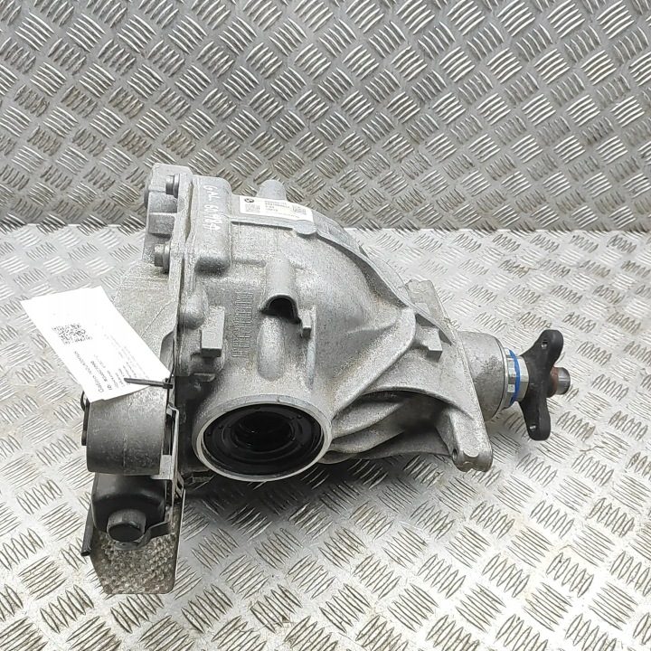 Редуктор задний BMW 8 Gran купе (G16, F93) 8677759 34823998 3.0L 250 квт 2024, фото 3
