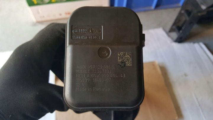 Впускной коллектор актуатор Audi 4.0 TDI 057129711BF, фото 8