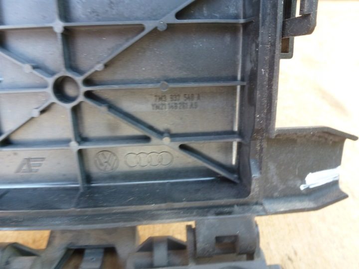 Блок предохранителей Audi VW Seat 1J0937550AB, фото 2