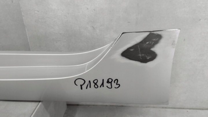 Накладка порога левая Toyota Prius IV 15-23 XW50 75860-47080, фото 4