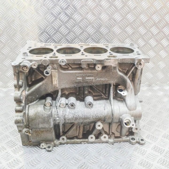 БЛОК ЦИЛИНДРОВ BMW X1 (F48) 7829152 13131878 2.0L 170 кВт 2017, фото 1