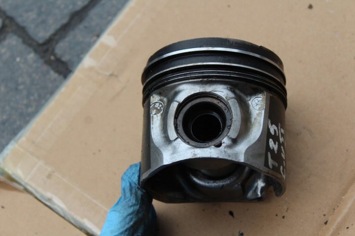 ПОРШЕНЬ + ШАТУН TOYOTA 2.0 D4D 1CD FTV, фото 6