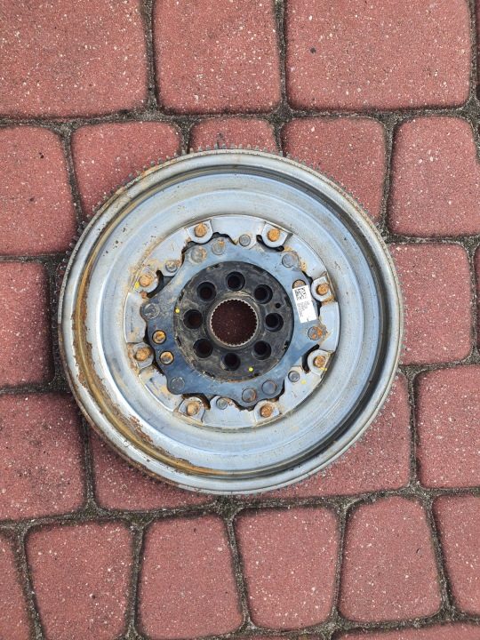 СЦЕПЛЕНИЕ МАХОВИК ДВУХМАССОВЫЙ VW 2.0 TFSI 06K105266AC, фото 1