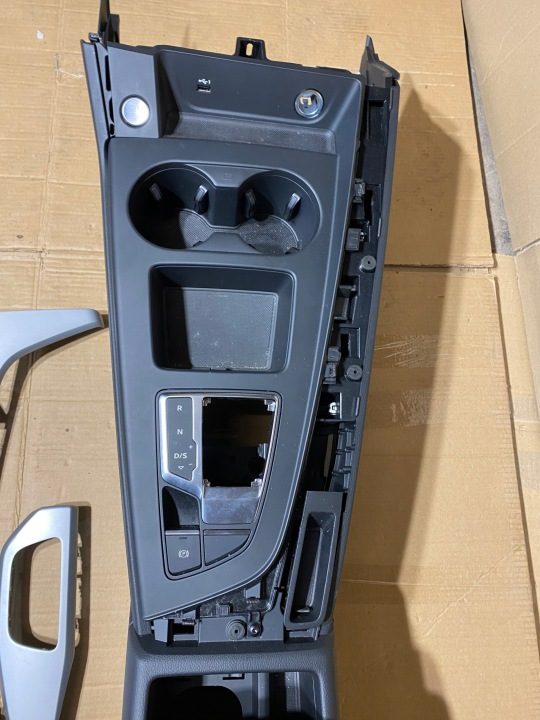 ПОДЛОКОТНИК ЦЕНТРАЛЬНЫЙ ТОННЕЛЬ ПАНЕЛЬ USB AUDI A4 B9 8W A5 F5 EU, фото 2