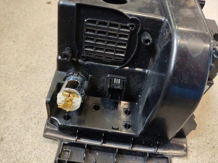 Беспроводная зарядка BMW 7 G11 G12 8795947, фото 11