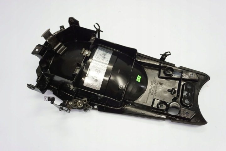 Kawasaki ER-6N 650 05-08 подкрылок вставка, фото 6