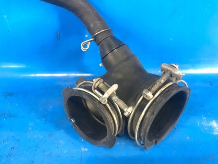 Патрубок охлаждения двигателя 1788137120 Toyota PRIUS - 30 09-17, фото 3