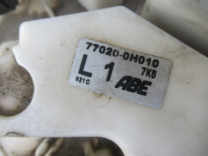 CITROEN C1 5D 05-12 1.0 ТОПЛИВНЫЙ НАСОС 77020-0H010, фото 2