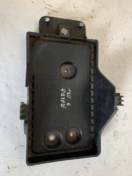 Площадка аккумулятора Mazda 3 III BM, 6 CX-3 CX-5 KE7056041, фото 1