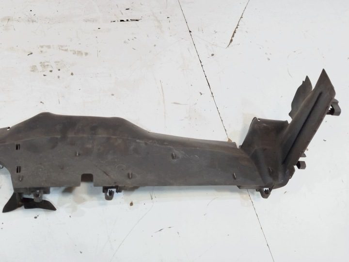 Воздуховод Skoda Superb III 3V рестайлинг 3v0121285C целый, фото 3