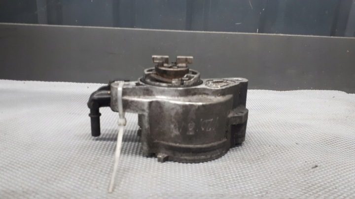 D156-1b Насос Вакуумный Ford Focus Mk2 04 г. 1.6tdci, фото 5