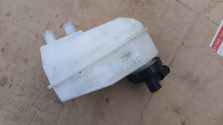Бачок тормозной Renault Megane I, фото 4