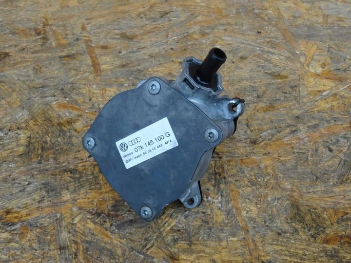 AUDI RS3 8P TT RS 8J RSQ3 8U 2.5 TFSI CEP CEPA НАСОС ВАКУУМНЫЙ 07K145100G, фото 1