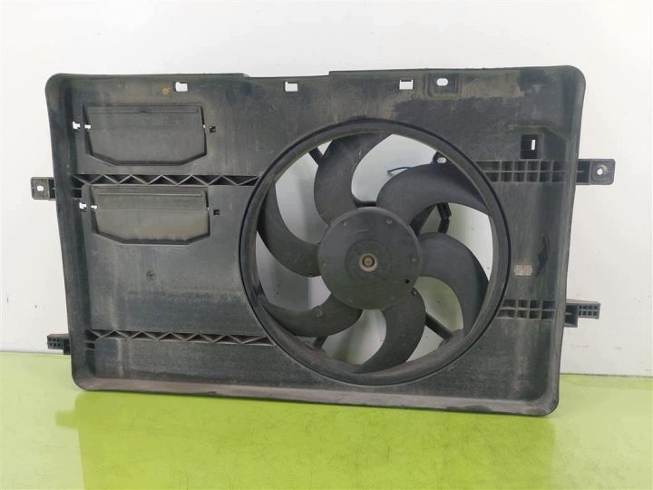 Вентилятор радиатора охлаждения Mitsubishi Colt Z30 1.3 16V 2004-2012R, фото 8