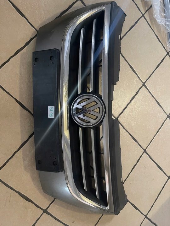 VW Passat CC 08-12 решетка радиатора оригинал, фото 1