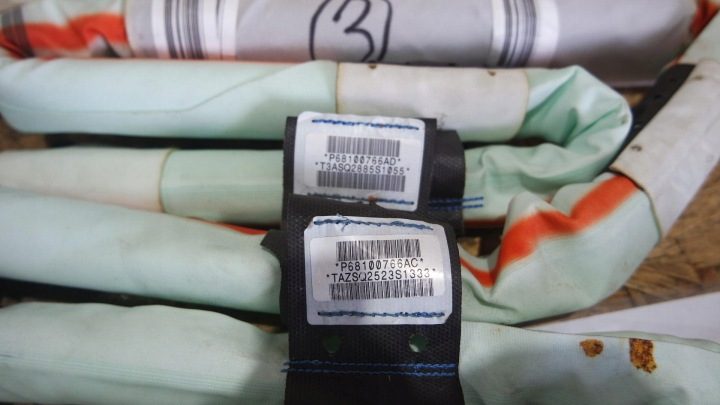 ШТОРКА AIRBAG РЕМЕНЬ БЕЗОПАСНОСТИ ЗАДНИЙ JEEP CHEROKEE KL, фото 4