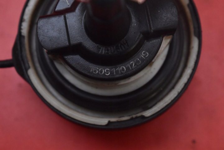 КРЫШКА ГОРЛОВИНЫ БЕНЗОБАКА 7222392 BMW F10 F11 13-17, фото 6