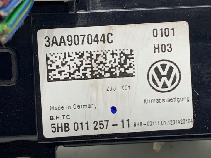 ПАНЕЛЬ УПРАВЛЕНИЯ ОБДУВА VW PASSAT B7 3AA907044C Универсал 10-15 КОНСОЛЬ, фото 3