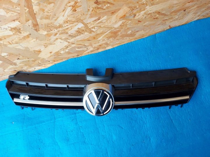 РЕШЕТКА РАДИАТОРА ПЕРЕДНЯЯ VOLKSWAGEN GOLF VII R-LINE 2012+ ОРИГИНАЛЬНАЯ 5G0853655C, фото 2