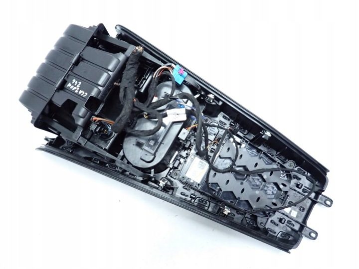 ТОННЕЛЬ ПАНЕЛЬ РАМКА ДЕКОР TOUCHPAD IDRIVE ЕВРОПА MERCEDES CLA II 118 X118 24 г., фото 5