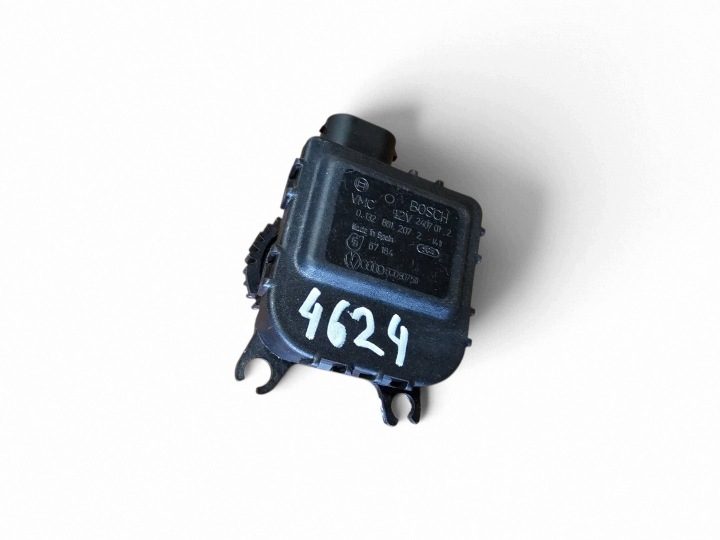 Моторчик заслонок обдува Volkswagen Polo 0132801207, фото 1