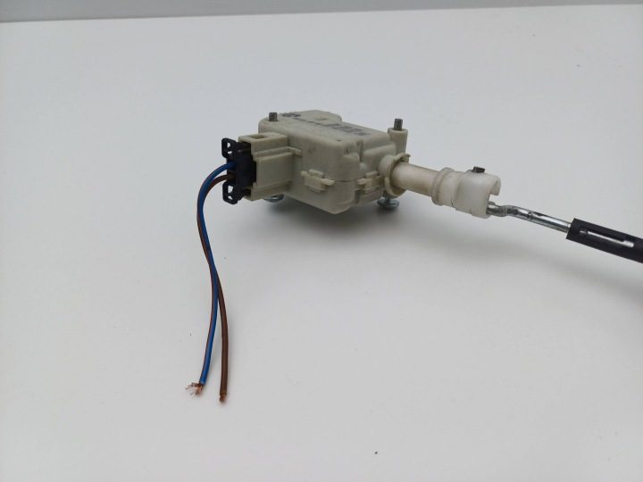ПРИВОД ЛЮЧКА ГОРЛОВИНЫ БЕНЗОБАКА VW TOURAN 1T0810773 / 3B0959782 NR541, фото 4