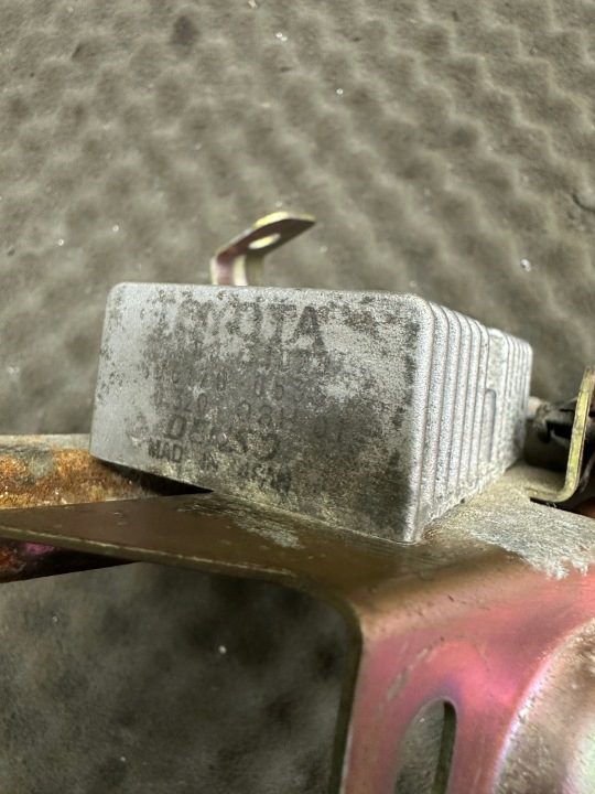 23080-31020 РЕЗИСТОР ТОПЛИВНОГО НАСОСА LEXUS TOYOTA 2308031020, фото 2