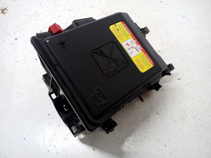 Блок корпус блока предохранителей Citroen C4 Picasso II 9804681780, фото 2