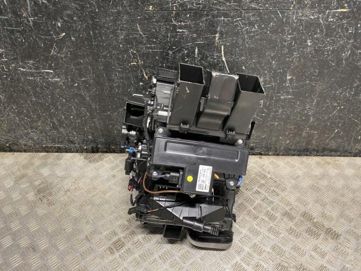 Корпус вентилятора Volkswagen ID.3 2024 1EA820351CA, фото 3