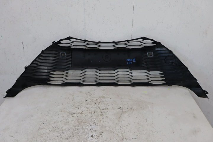 РЕШЕТКА РАДИАТОРА TOYOTA YARIS III РЕСТАЙЛИНГ 53102-0D140, фото 5