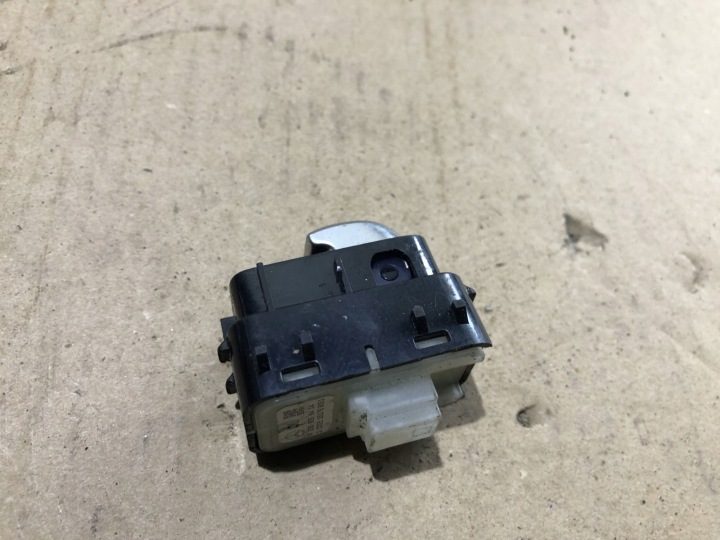 ПЕРЕКЛЮЧАТЕЛЬ СИДЕНЬЯ MERCEDES C КЛАСС W205 A2059058404, фото 3