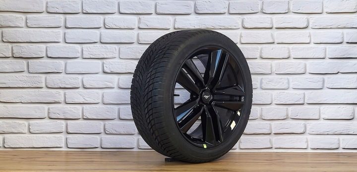 Колеса Зимние Комплект 4x Шт. Алюминиевый Ford Mustang Nokian 255/40 R19 9x19 ET45, фото 5