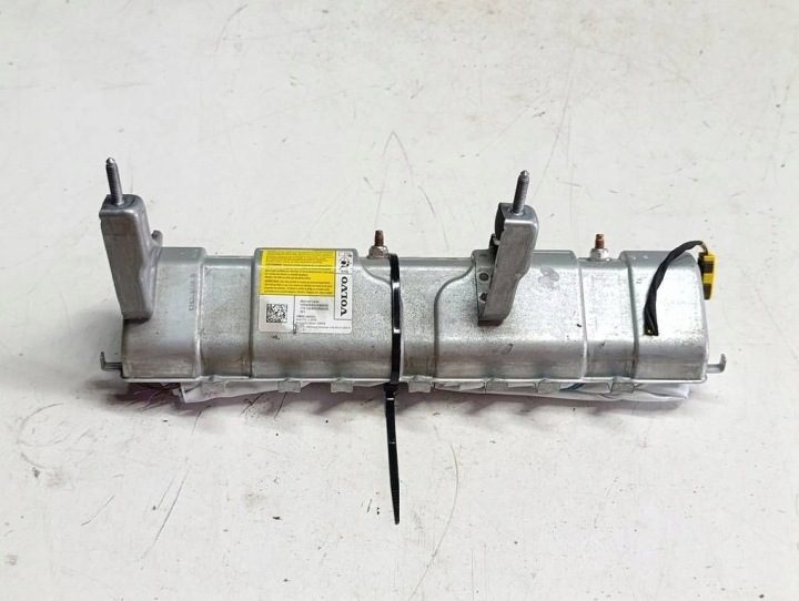 Volvo V40 II R-Design 12-19 Подушка безопасности коленная airbag 31271434, фото 2