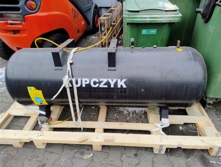 БАК НАПОРНЫЙ НА SPRĘŻONE ВОЗДУХ 11 бар 500L POZIOMY, фото 1