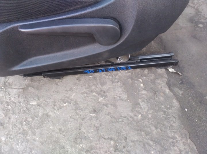 Сиденье водителя Peugeot 207 3D, фото 6
