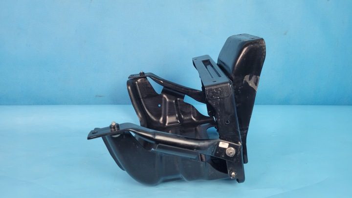 Mercedes EQA 250 21 г. корпус площадка аккумулятора A2436280400 A2436202200, фото 5