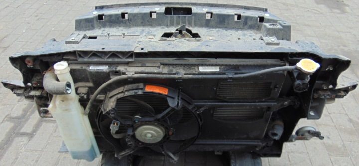 Передняя панель усилитель передней панели радиаторы Mitsubishi Colt VI Z30 рестайлинг 1.3B, фото 7