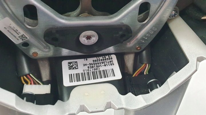 KIA Ceed I 11 г. рестайлинг Руль кожаный, фото 3