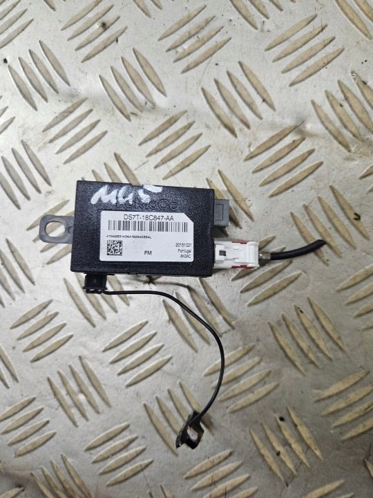 УСИЛИТЕЛЬ МОДУЛЬ АНТЕННЫ DAB FORD MONDEO MK5, фото 1