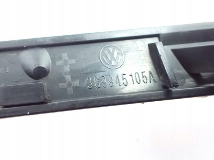 Катафот бампера правый задний оригинал 3G9945105A VW Passat B8 универсал 17 г., фото 3