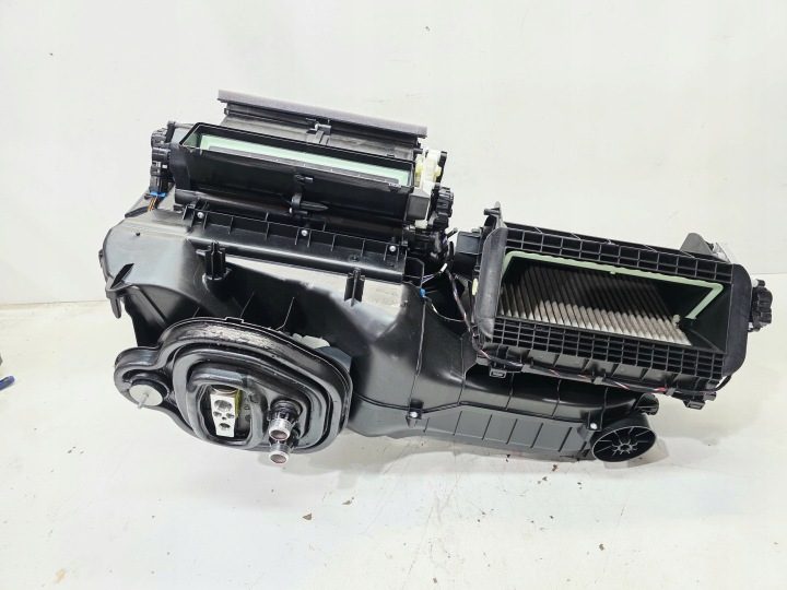 ОТОПИТЕЛЬ В СБОРЕ AUDI A3 8Y VOLKSWAGEN SEAT SKODA 5WC816001C, фото 6