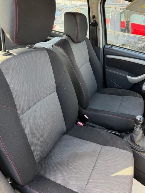 СИДЕНЬЯ САЛОН ДИВАН СИДЕНЬЯ ОБШИВКИ DACIA DUSTER I ИДЕАЛ, фото 1