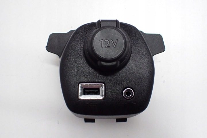 ГНЕЗДО ПОРТ USB AUX 12V ЕВРОПА 55477-0H010 TOYOTA AYGO II 21 г., фото 1