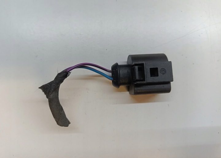 1J0973722A Фишка разъем проводка суппорта заднего трубка VW AUDI 2P, фото 3