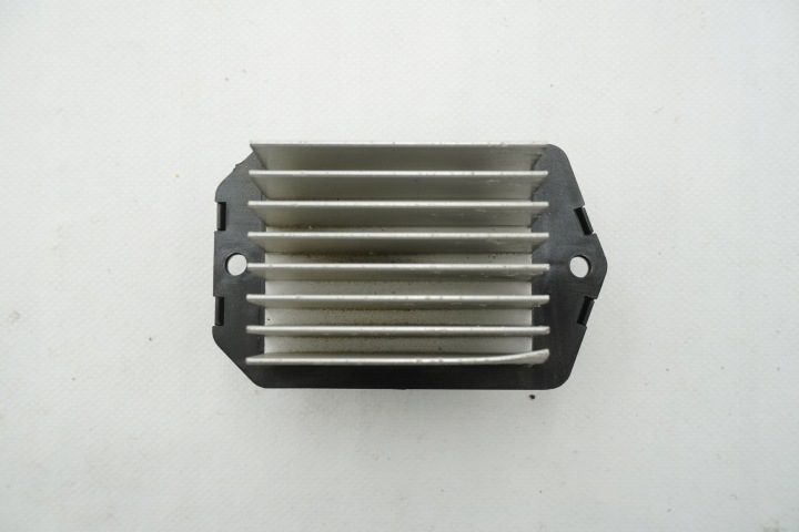 РЕЗИСТОР ВЕНТИЛЯТОРА SUBARU OUTBACK 077800-1070, фото 1