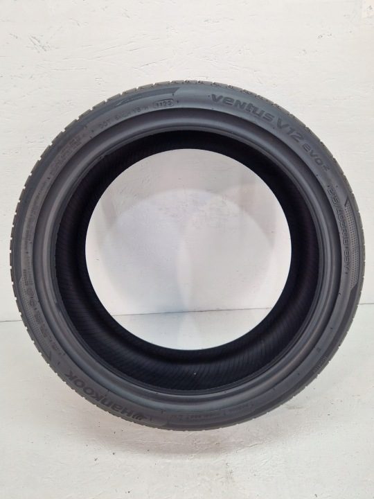 Шина летняя Hankook Ventus V12 Evo2 K120 215/40R18 89 Y усилитель (XL), фото 3